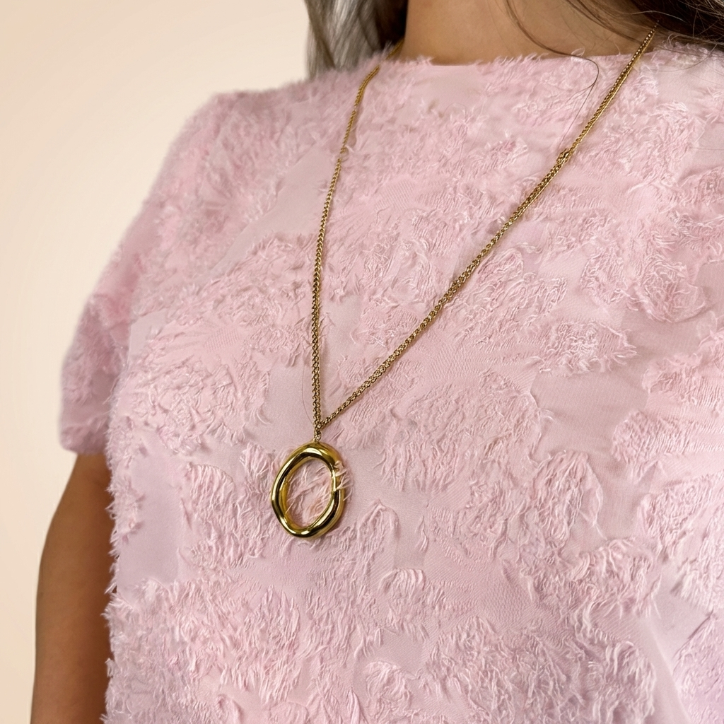 Loop Necklace