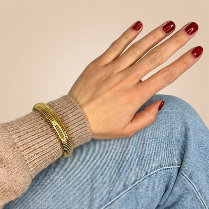 Serene Tube Bangle